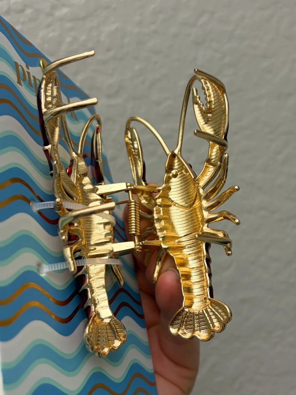 NWT ⚜️🦞⚜️ Piper K Red Lobster Enamel Hair Claw Clip